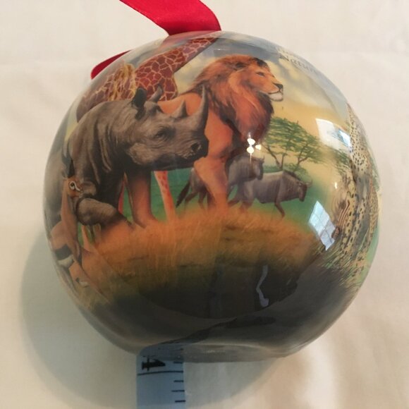 Smithsonian National Museum of Natural History Ornament – Safari Wildlife Scene - Picture 10 of 13